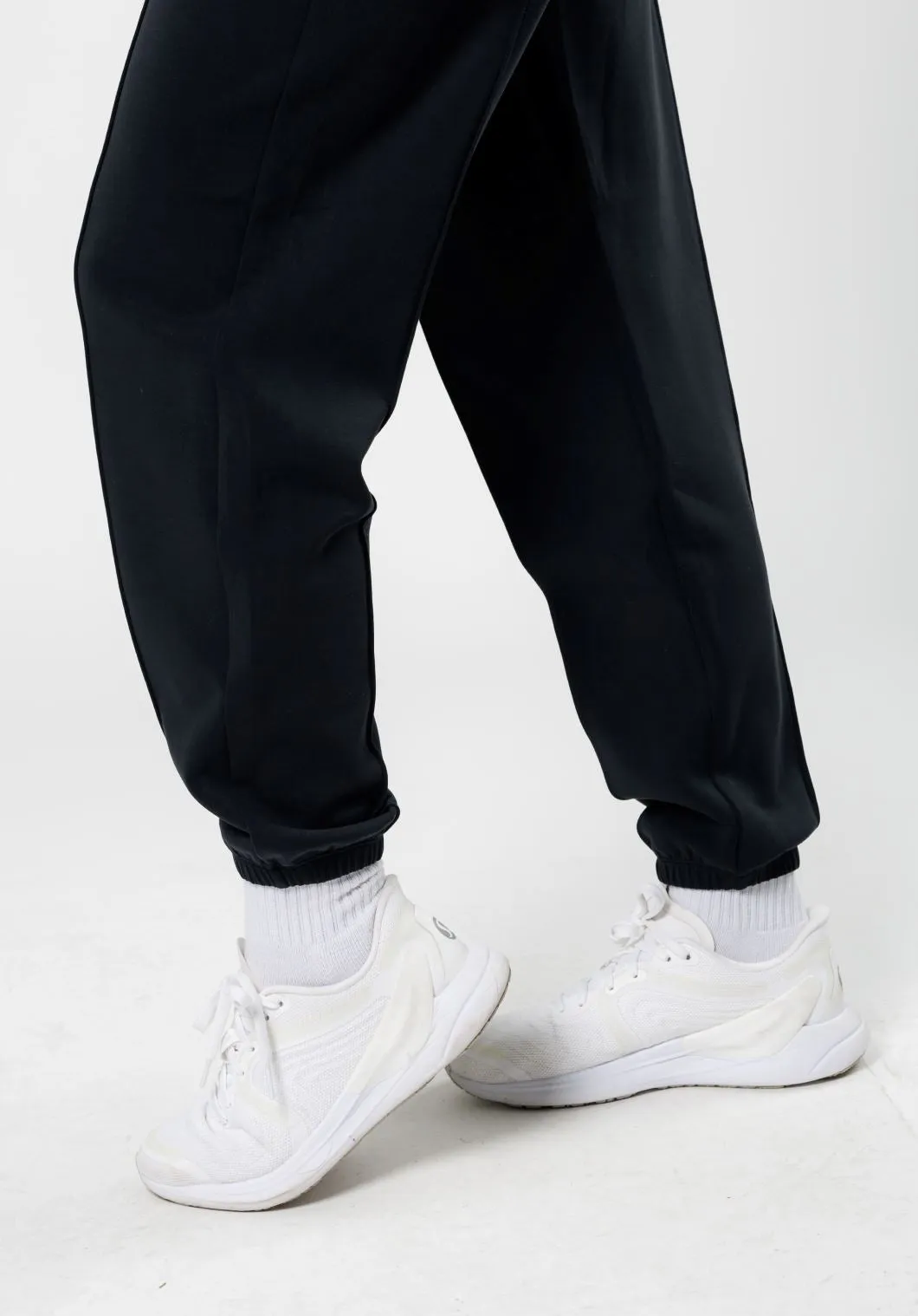 AirLux Legacy Boyfriend Jogger Black