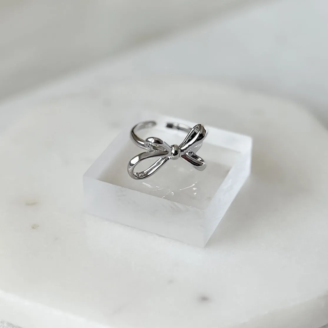 Darling Ribbon Ring