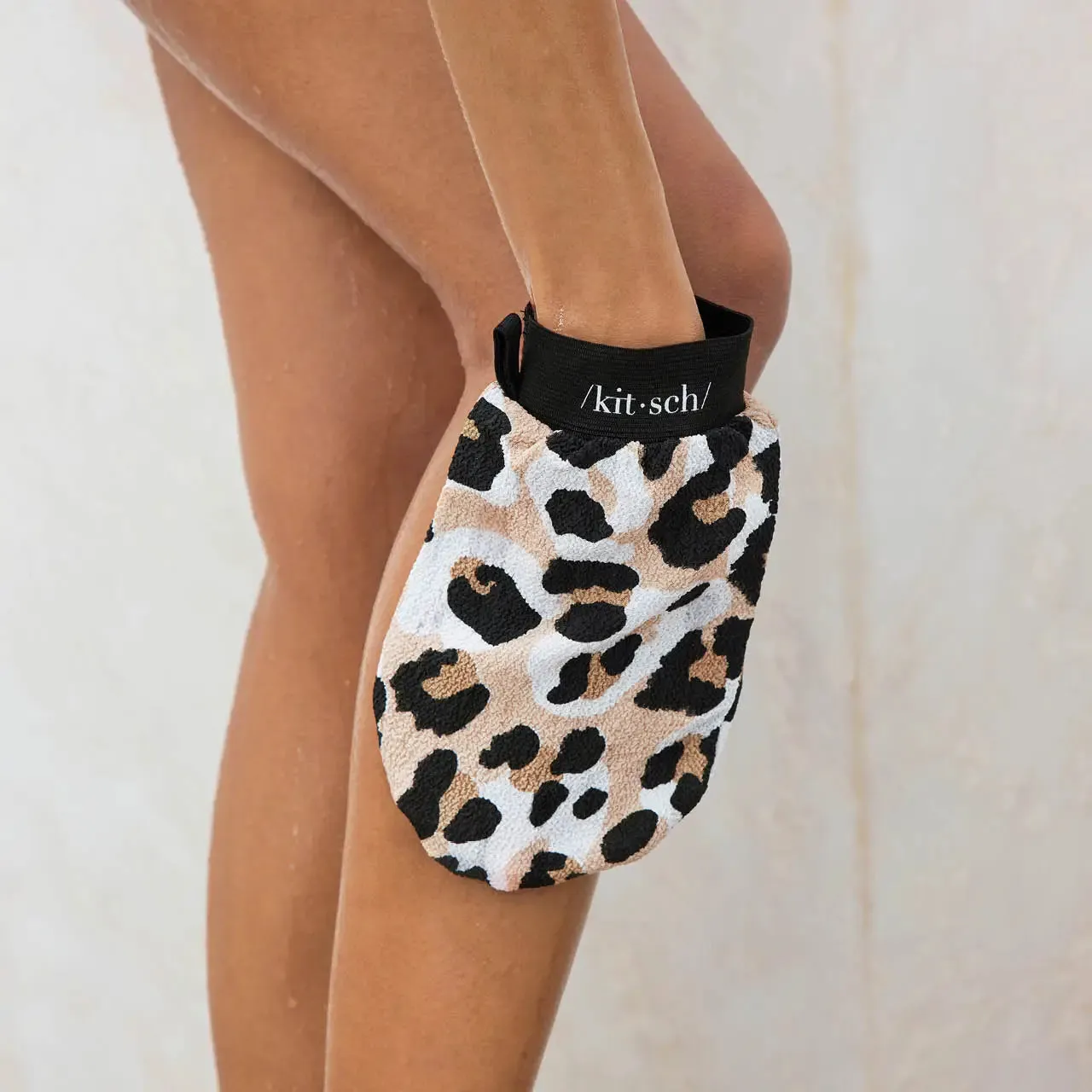 Eco-Friendly Exfoliating Glove - Leopard