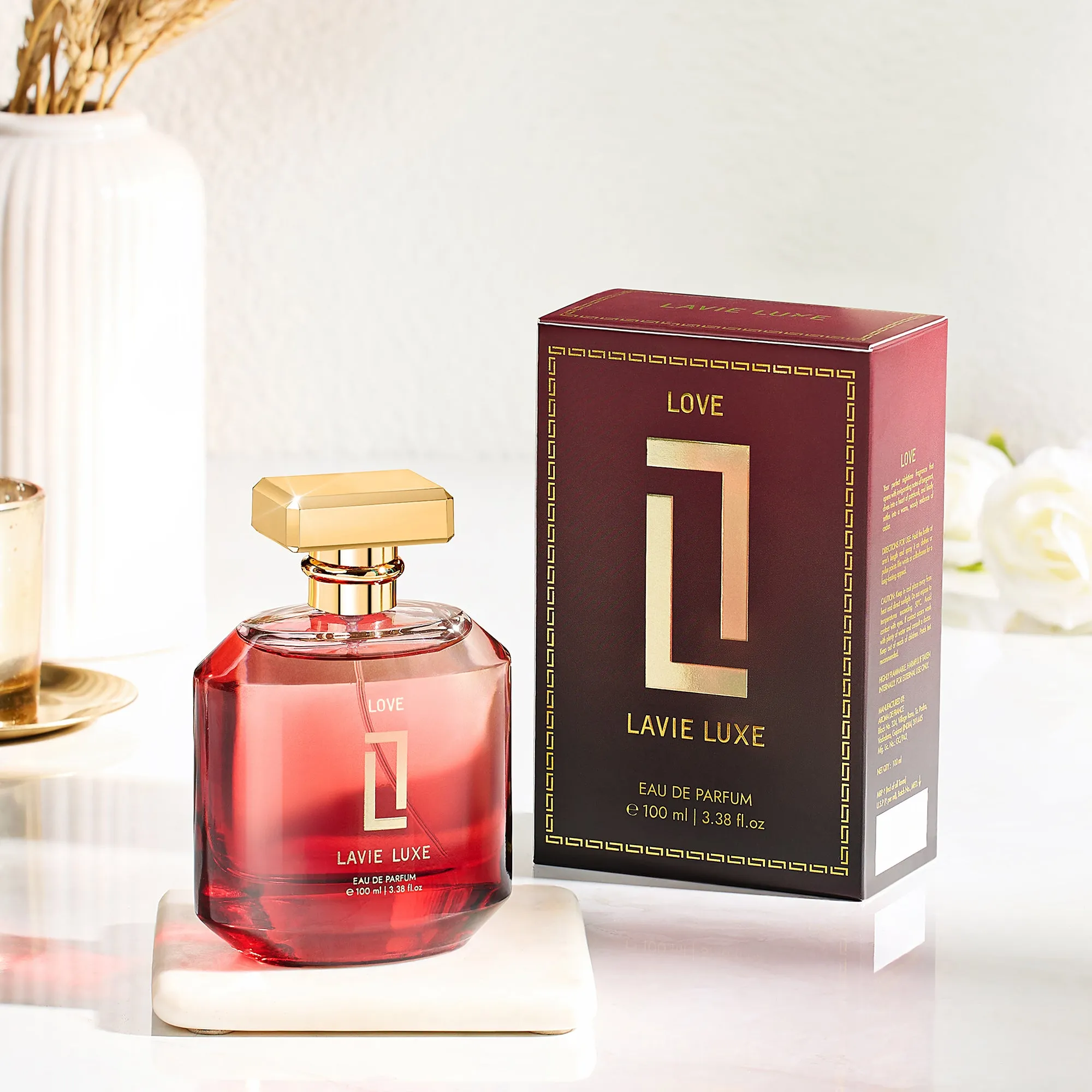 Lavie Luxe Love Luxury Woman Eau De Parfum 100 ml ǀ  Perfume with scents Bergamot, Patchouli & Woody  -  Red