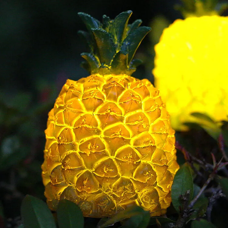 Outdoor Solar Waterproof Resin Pineapple Shape LED Lawn Landscape Light