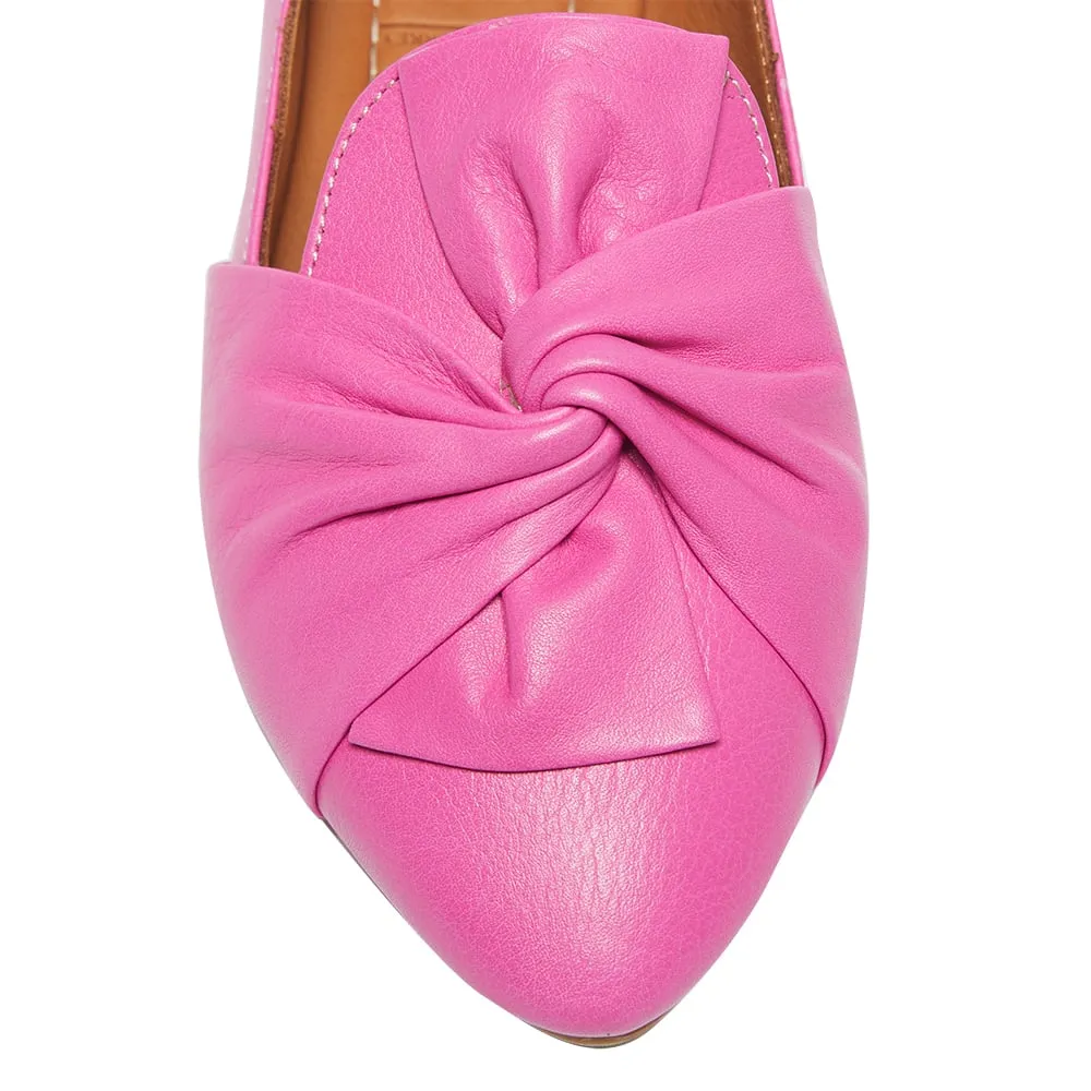 Rosco Flat in Fuschia Leather